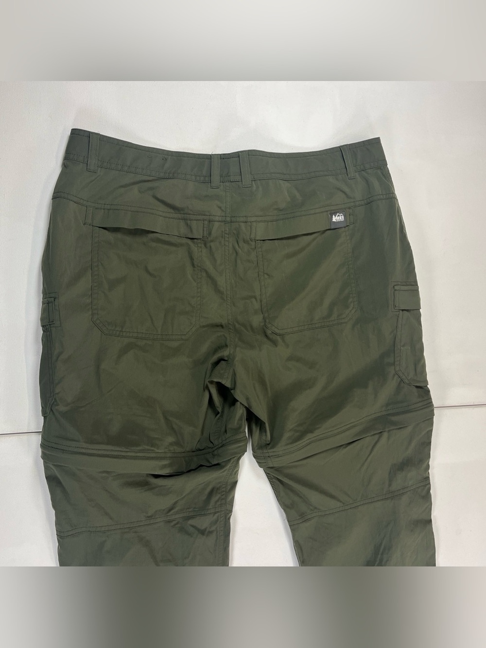 REI Co-op Sahara Convertible Hiking Pants Womens 16 Petite Green Relaxed Zip Off - Picture 16 of 16